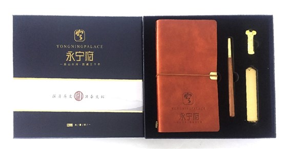 尊行者礼品定制工厂_地产礼品套装定制