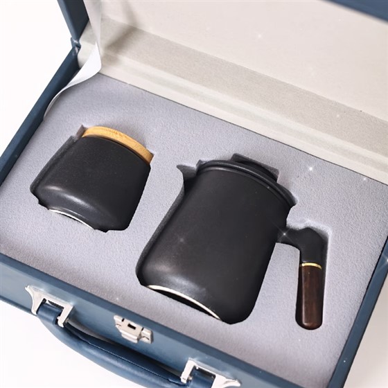 2025-03-29_17.01.52_上海英腾礼品_极速茶道_物流行业专供礼盒_5_副本