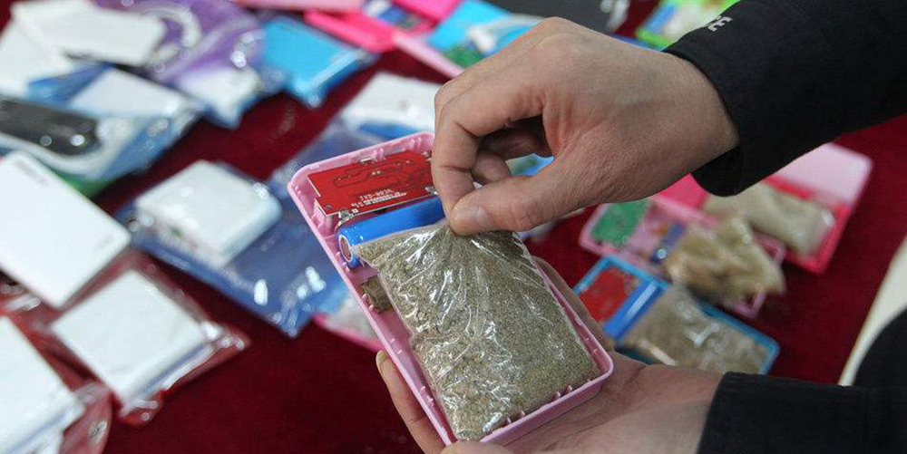 MIDU品牌充电宝提醒您：山寨产品会利用二手电芯甚至虚假电芯，或者是通过填塞假电芯来虚标充电宝容量