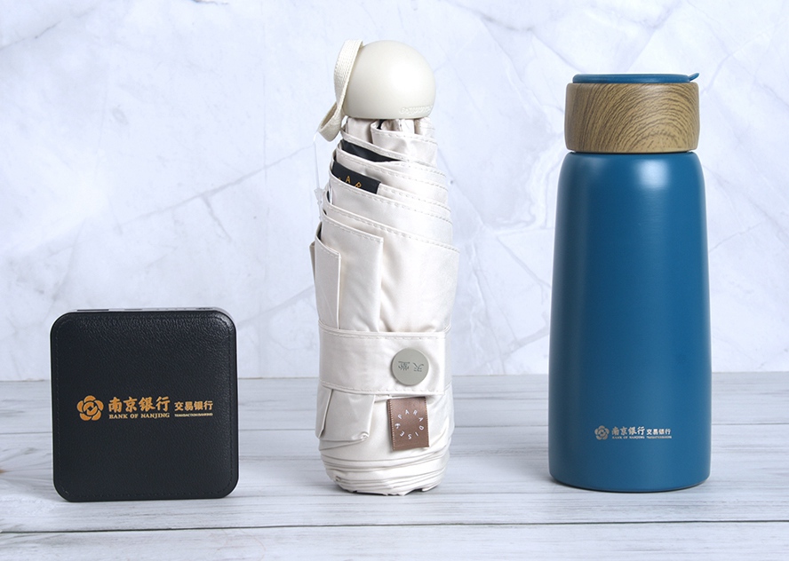 尊行者礼品定制工厂-南京银行礼品套装定制