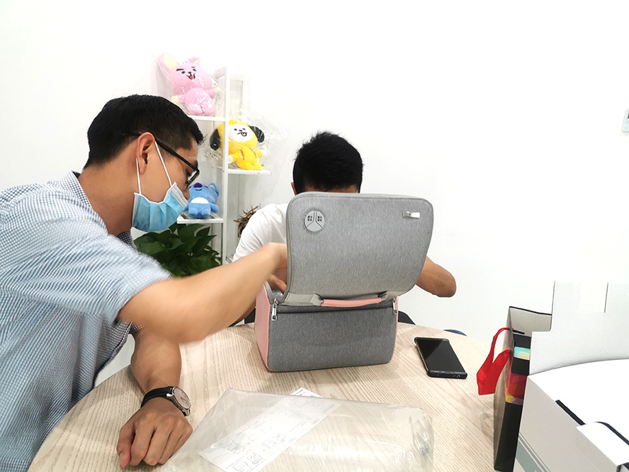 尊行者礼品定制工厂-消毒包礼品定制
